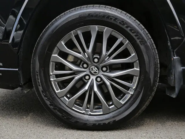 Toyota Wildlander — Фото автомобиля 18