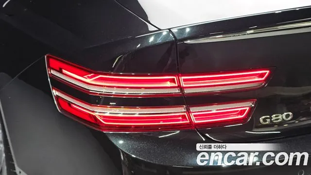 Genesis G80 Бензин 2.5 турбо AWD — Фото автомобиля 21