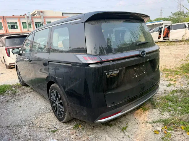 GAC Trumpchi E8 — Фото автомобиля 5