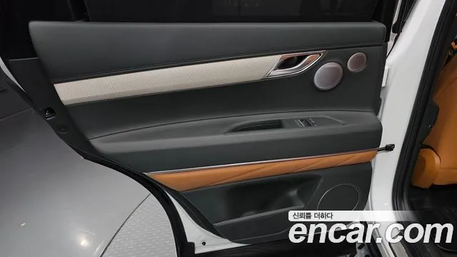 Genesis GV80 — Фото автомобиля 14