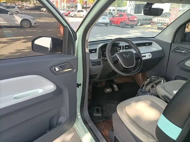 Wuling Hongguang Mini EV — Фото автомобиля 15