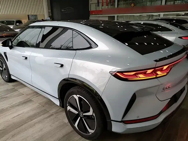 BYD Song L EV 2024 662km Surpassing Type — Фото автомобиля 4