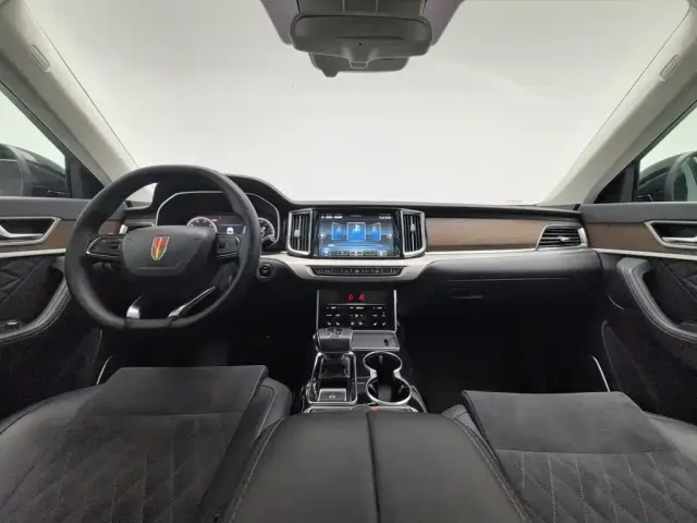 Hongqi HS7 — Фото автомобиля 5