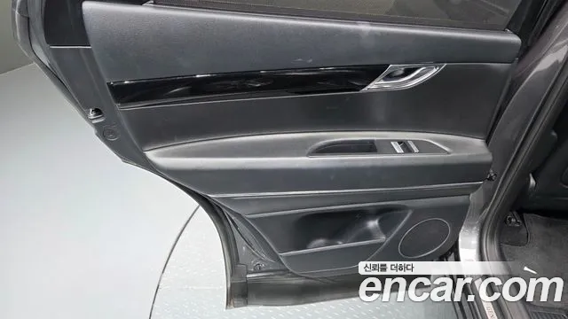Genesis GV80 — Фото автомобиля 13