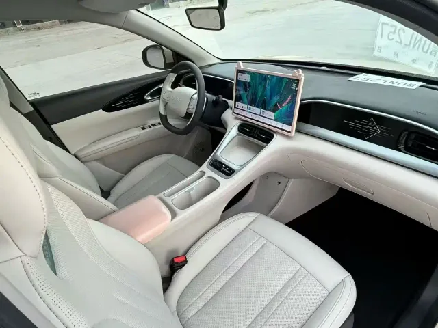 Geely Starry Wish — Фото автомобиля 4