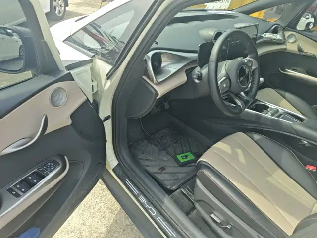 BYD Dolphin — Фото автомобиля 15