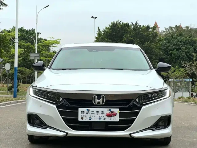 Honda Accord — Фото автомобиля 2