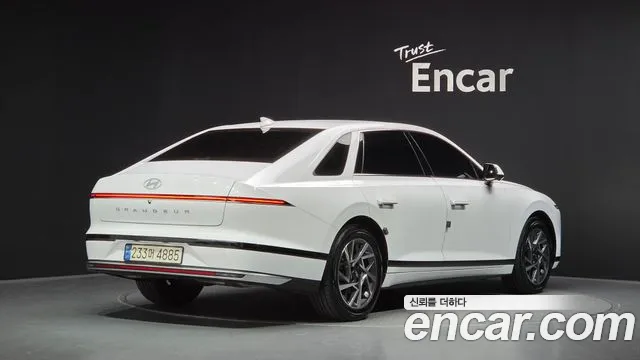 Hyundai Grandeur GN7 — Фото автомобиля 2