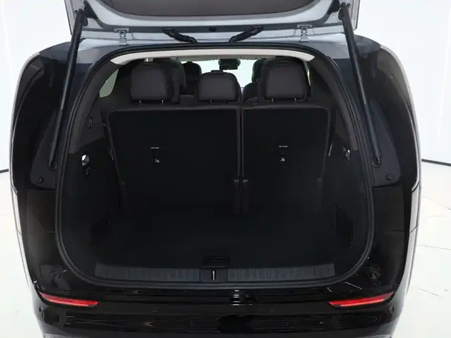 Li Auto MEGA — Фото автомобиля 11