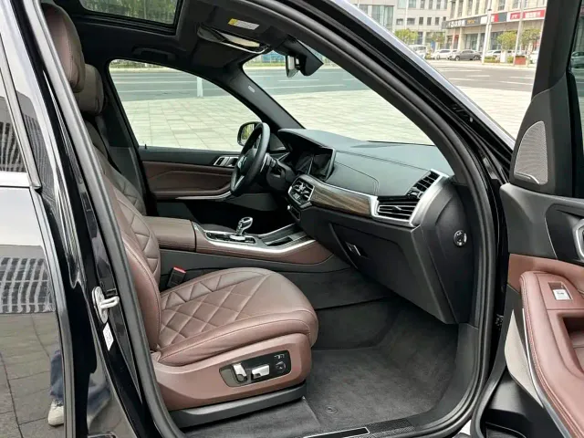 BMW X5 — Фото автомобиля 6