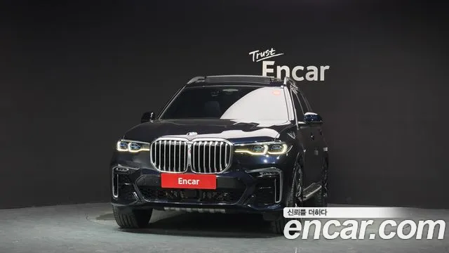 BMW X7 — Фото автомобиля 3