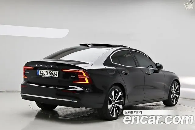 Volvo S60 3rd Gen — Фото автомобиля 4