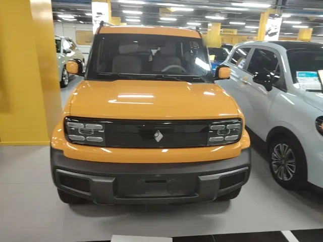 Baojun Yep — Фото автомобиля 2