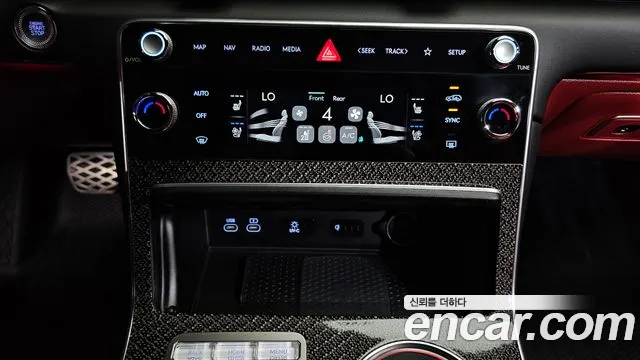 Genesis GV80 — Фото автомобиля 23