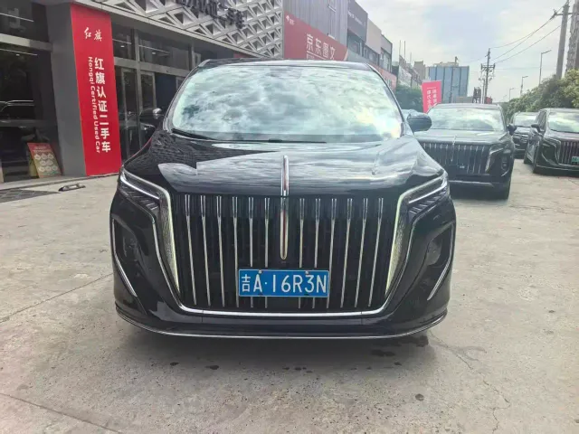 Hongqi HQ9 — Фото автомобиля 3