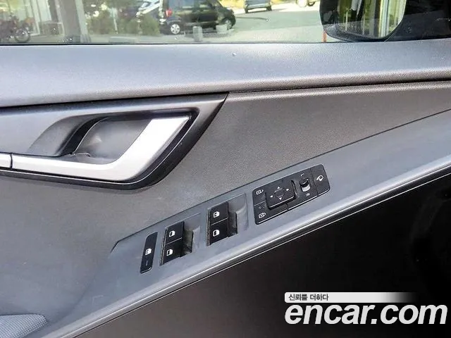 Kia Niro The All New — Фото автомобиля 11