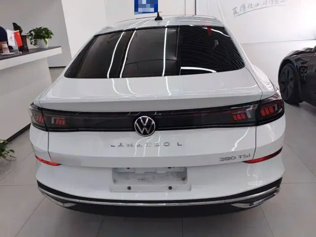 Volkswagen Lamando — Фото автомобиля 5