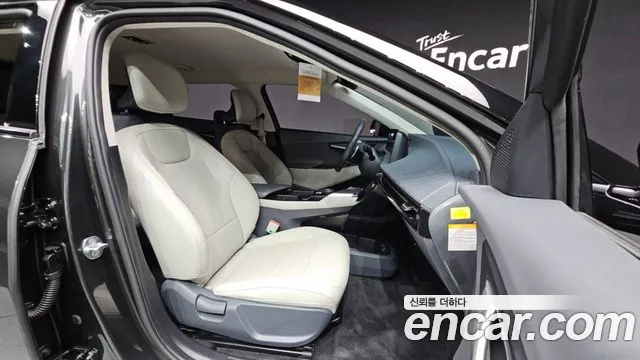 Kia EV6 — Фото автомобиля 26