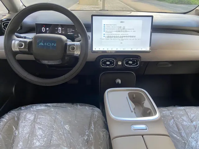 GAC Aion UT — Фото автомобиля 10