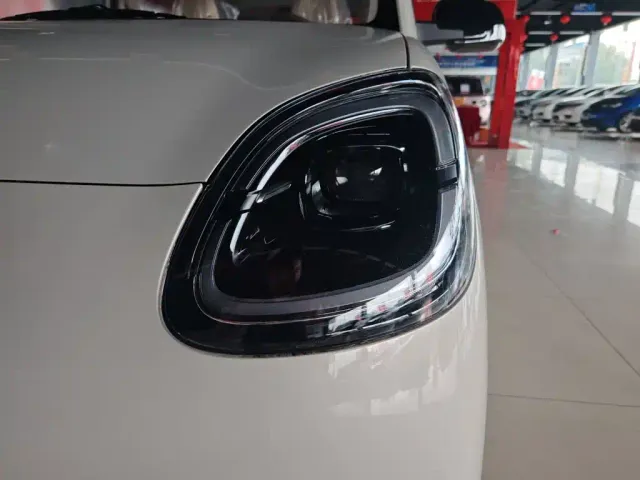 Wuling Hongguang Mini EV — Фото автомобиля 2