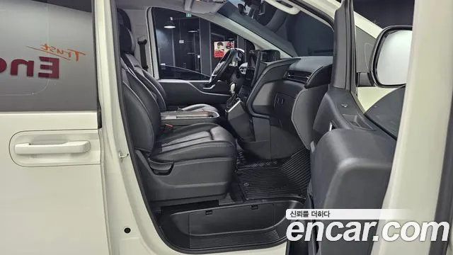 Hyundai Staria Staria L3.5 Карго 5 мест — Фото автомобиля 11