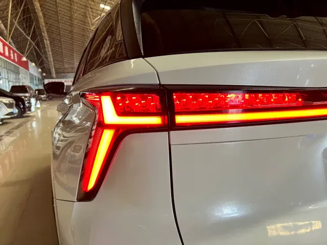 Changan CS75 Plus — Фото автомобиля 22