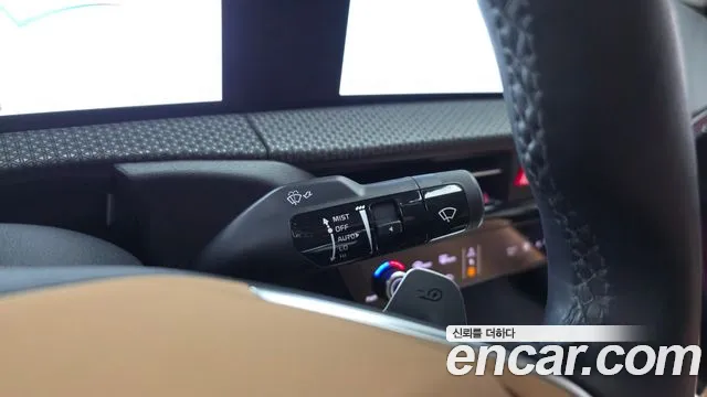 Kia EV6 — Фото автомобиля 24