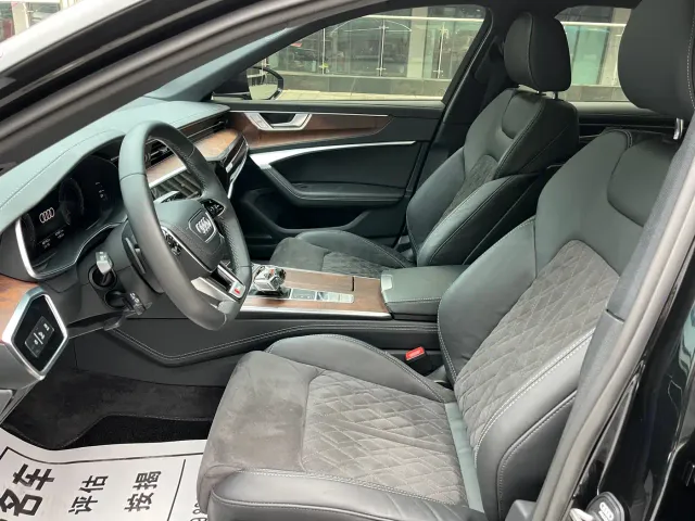 Audi A6L — Фото автомобиля 15