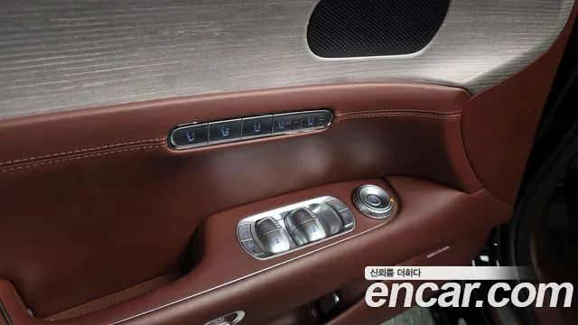 Genesis G90 Бензин 3.5 турбо AWD — Фото автомобиля 25