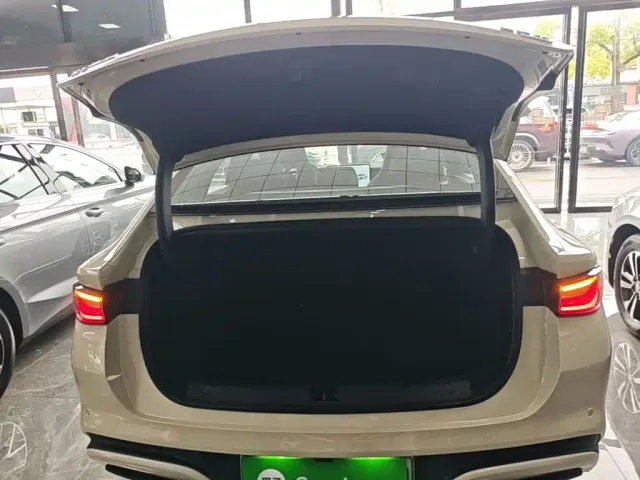 BYD Seal 06 — Фото автомобиля 18