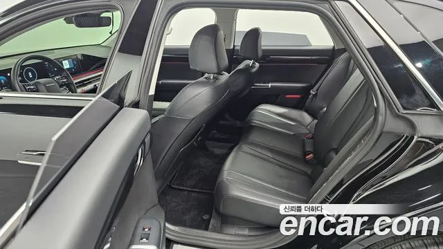 Hyundai Grandeur GN7 — Фото автомобиля 16