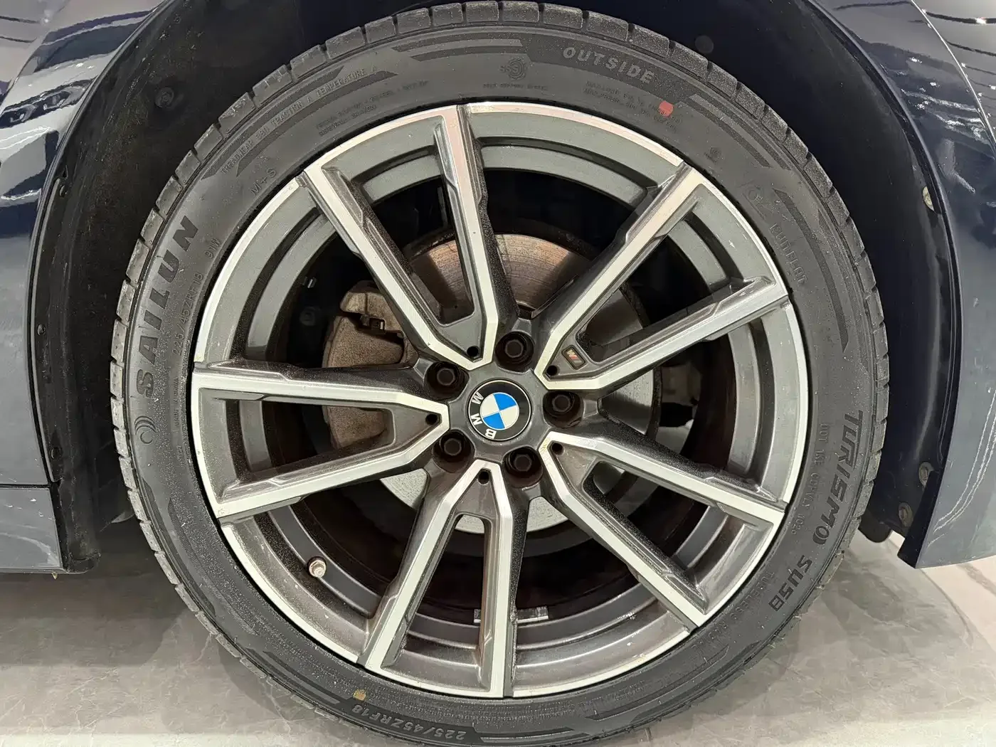 BMW BMW 3 Series 2023 320Li M Sport Package — Фото автомобиля 7