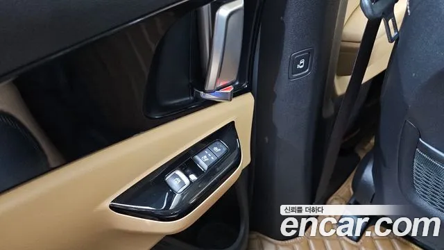 Kia Canival Carnival 4 поколение Бензин 9 мест Noblesse — Фото автомобиля 23