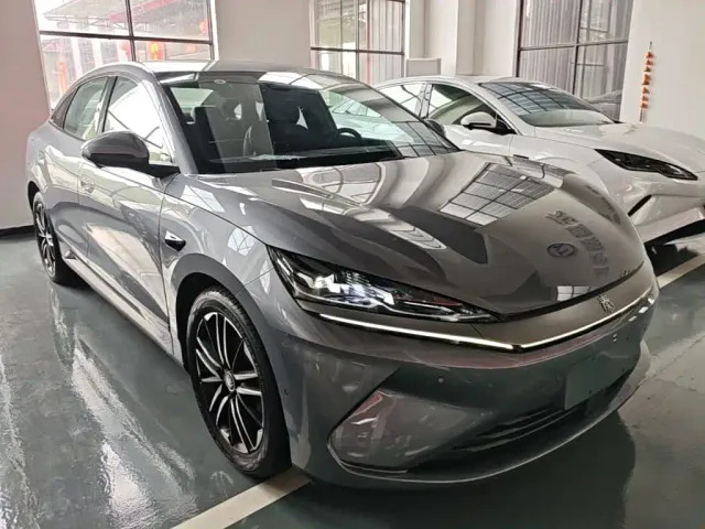 BYD Qin L — Фото автомобиля 3