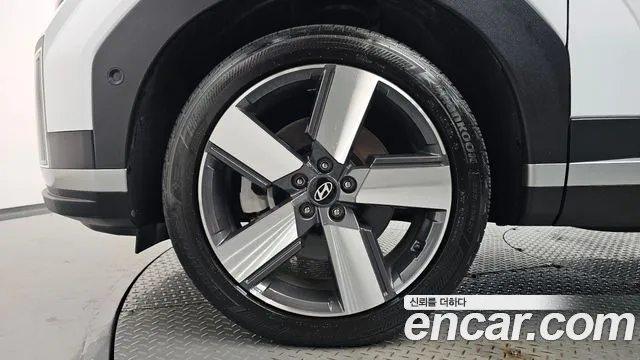 Hyundai Santafe Santa Fe (MX5) Бензин 2.5T 2WD — Фото автомобиля 5