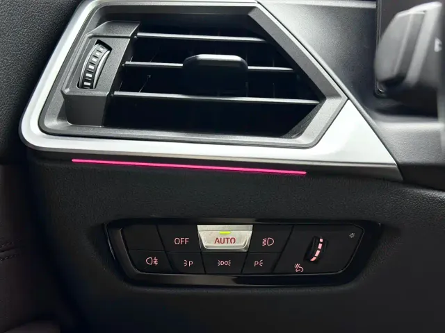 BMW 3 Series — Фото автомобиля 17
