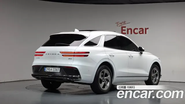 Genesis GV70 — Фото автомобиля 2