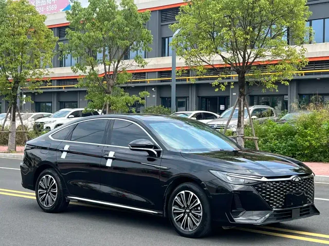 Chery Fulwin A8 — Фото автомобиля 3