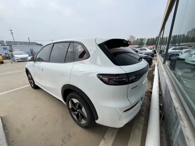 Geely Galaxy E5 — Фото автомобиля 3
