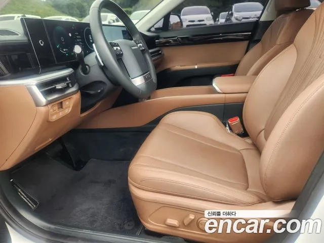 Hyundai Grandeur GN7 — Фото автомобиля 16