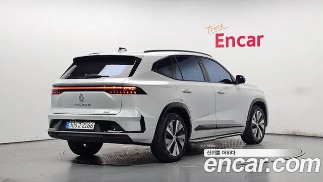 Фотография автомобиля — Renault Korea Grand Koleos