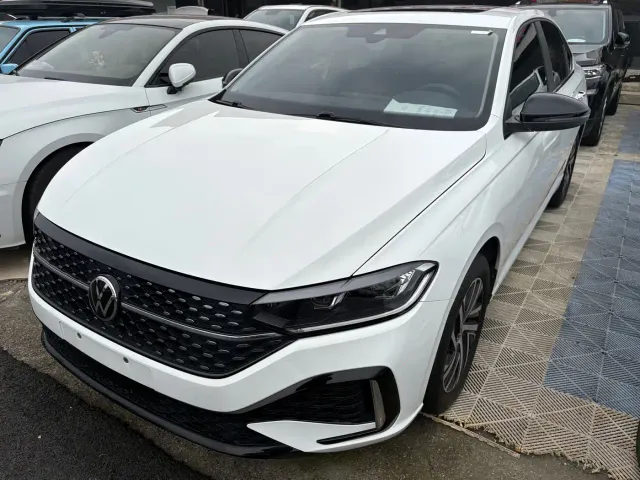 Фотография автомобиля — Volkswagen Lavida