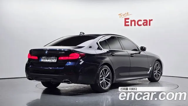 BMW 5-Series — Фото автомобиля 2
