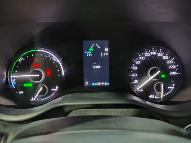 Toyota Sienna — Фото автомобиля 11