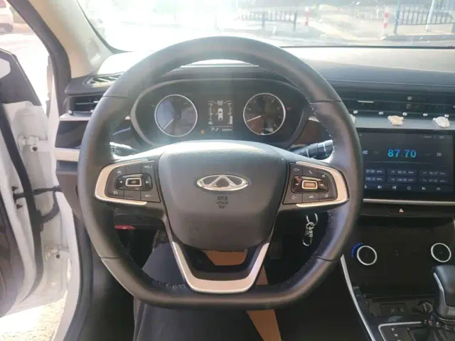 Chery Arrizo 5 — Фото автомобиля 10