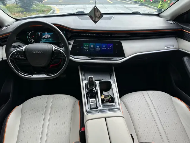 Dongfeng Yixuan MAX — Фото автомобиля 4