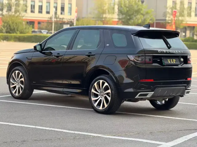 Land Rover Discovery Sport — Фото автомобиля 12