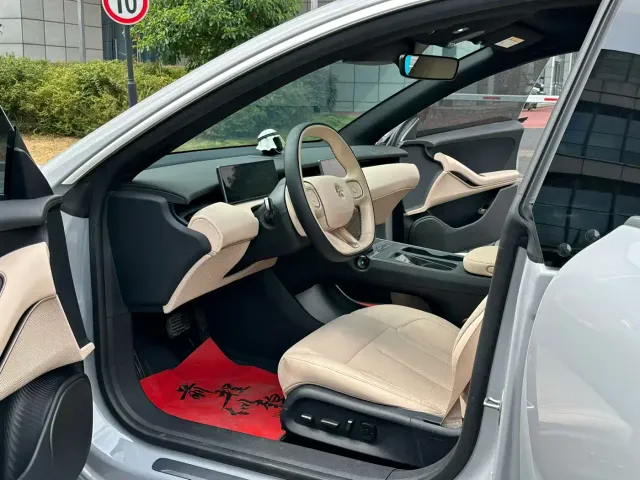 Nio ET5 Touring — Фото автомобиля 4