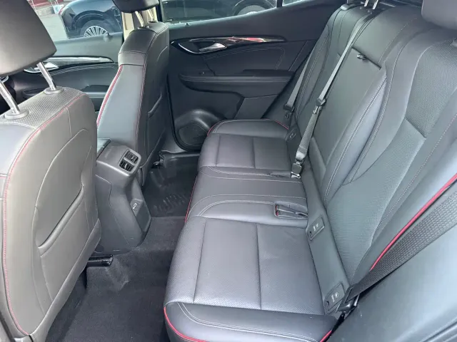 Buick Envision S — Фото автомобиля 13