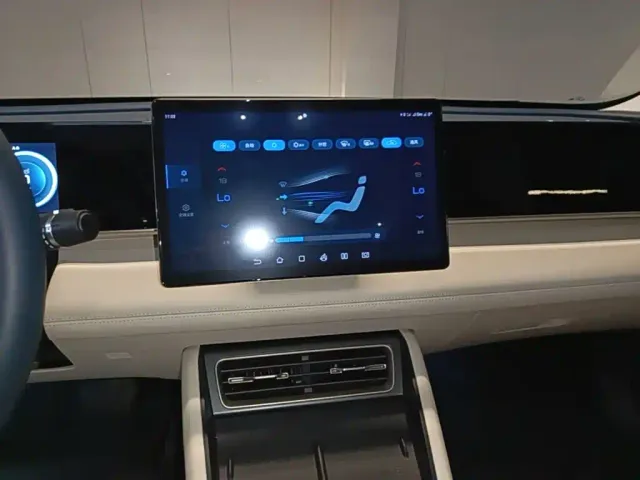 BYD Qin L — Фото автомобиля 8